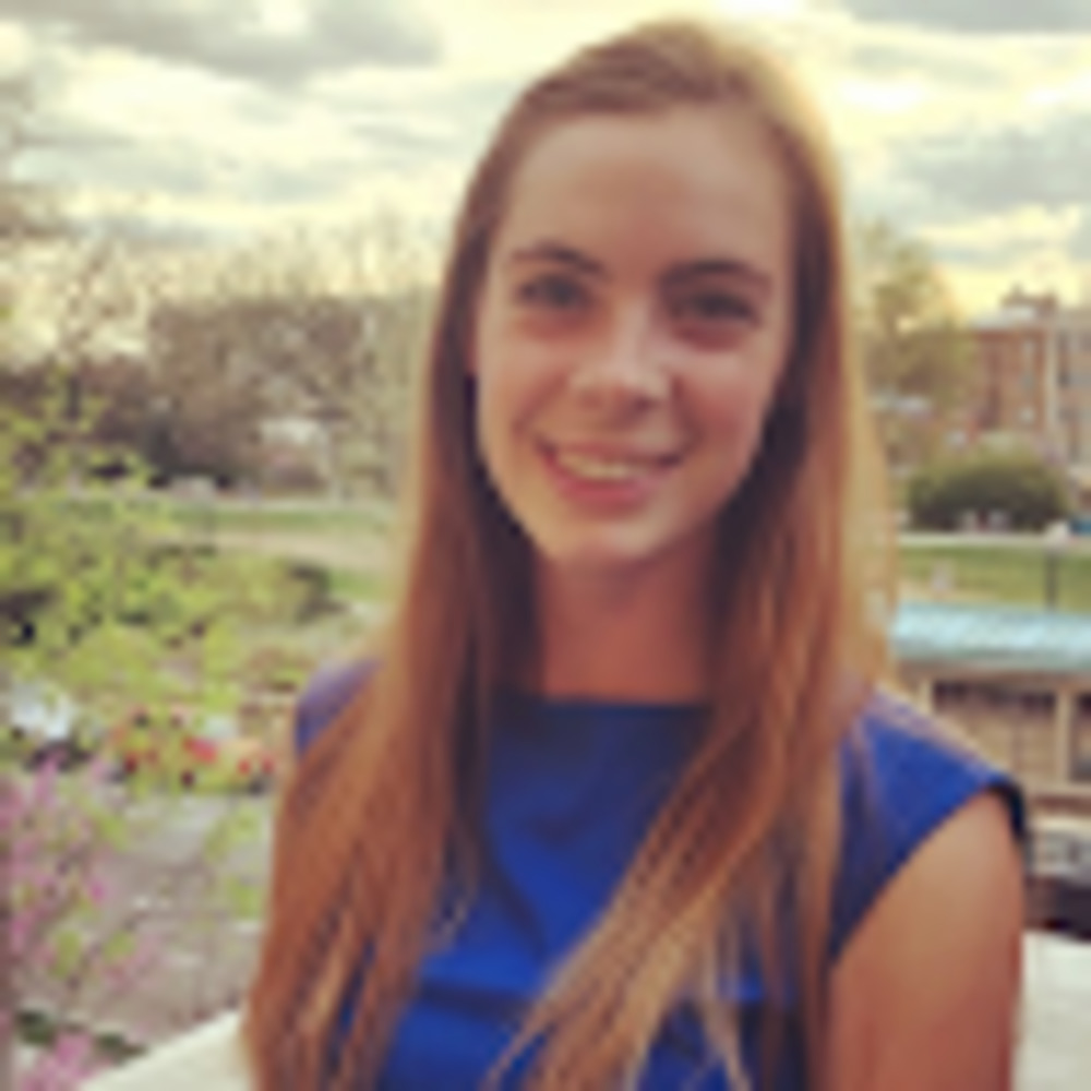 Meet your Posher, Kelly